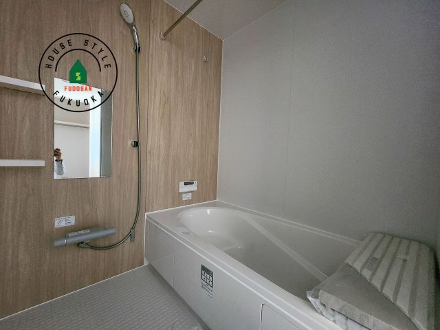 大野城市南ヶ丘3丁目第3-2棟（1号棟）の浴室|1日の疲れを癒してくれる広々バスルーム。雨の日のお洗濯にも大活躍な浴室乾燥機付です！