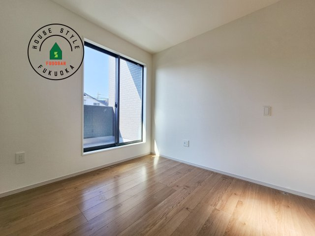 大野城市南ヶ丘3丁目第3-2棟（1号棟）の洋室|落ち着いた色調の洋室です。