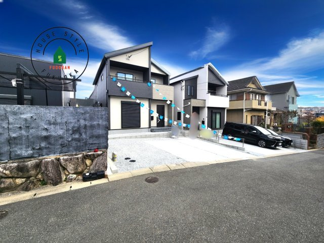 大野城市南ヶ丘3丁目第3-2棟（1号棟）の前面道路含む現地写真|見学の時間などお気軽にお問い合わせ下さい。