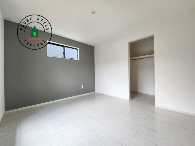 福岡市東区和白5丁目第1-3棟（3号棟）の寝室|主寝室には収納力に優れたクローゼットがありますので、お部屋もすっきり片付きます。