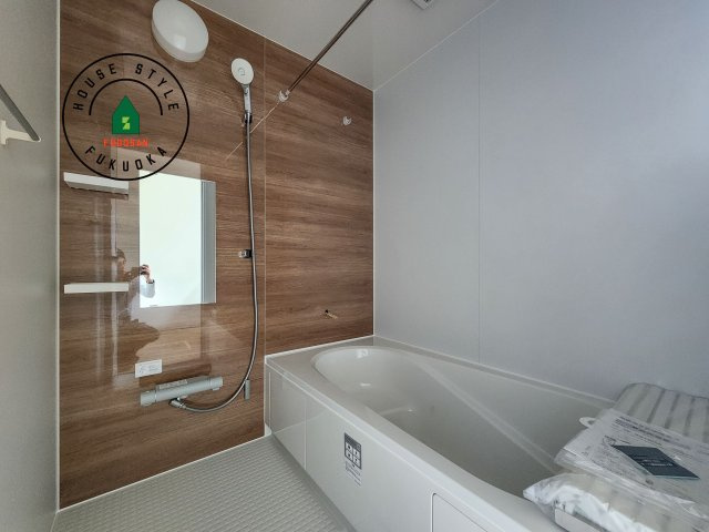 福岡市東区和白5丁目第1-3棟（4号棟）の浴室|1日の疲れを癒してくれる広々バスルーム。雨の日のお洗濯にも大活躍な浴室乾燥機付です！