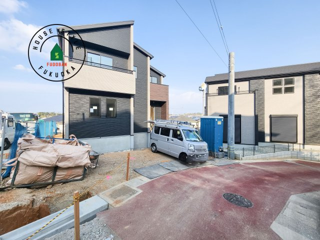 福岡市東区和白5丁目第1-3棟（5号棟）の前面道路含む現地写真|見学の時間などお気軽にお問い合わせ下さい。