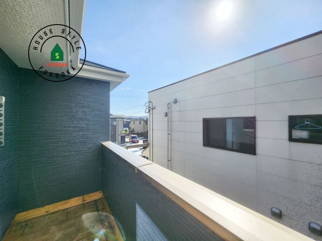 福岡市南区鶴田4丁目第4-3棟（1号棟）の展望|窓から緑が見える物件も魅力的です。