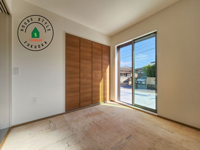 福岡市南区鶴田4丁目第4-3棟（2号棟）の和室|柔らかい畳が心地よい和室