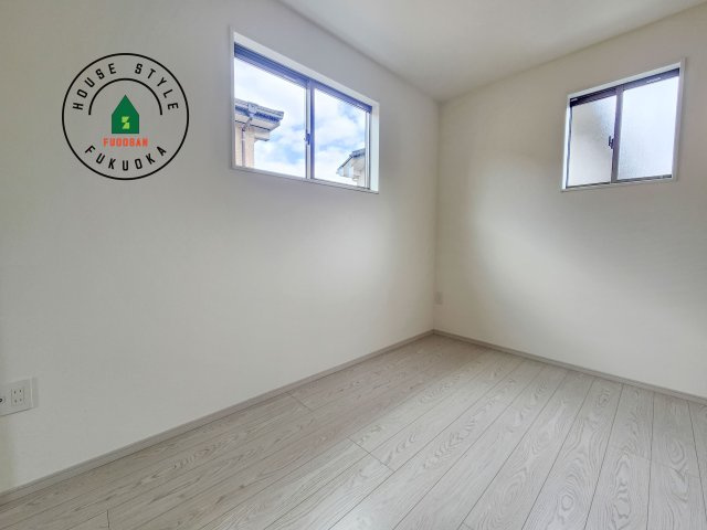 福岡市南区桧原5丁目第1-4棟（2号棟）の内観：施工例|柔らかい畳が心地よい和室