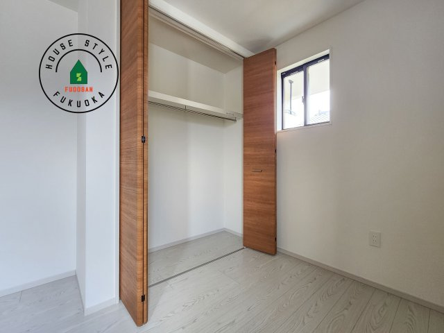 福岡市南区桧原5丁目第1-4棟（3号棟）の内観：施工例|大きなスペースがあり、収納には困りません。