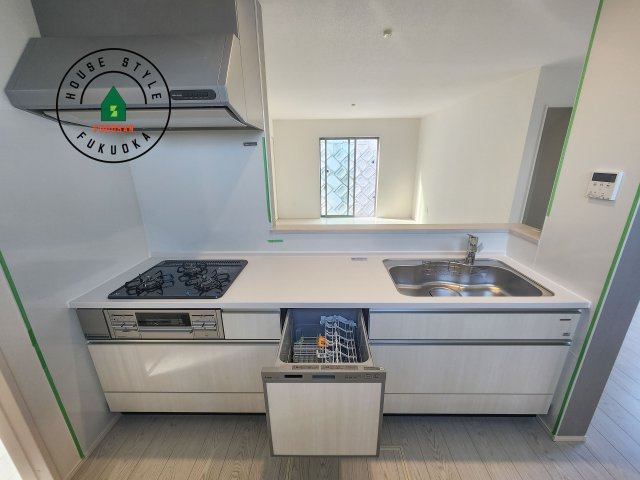 福津市福間南1丁目第3-2棟（2号棟）のキッチン|キッチン。グリル・食器洗い乾燥機・浄水器も完備。