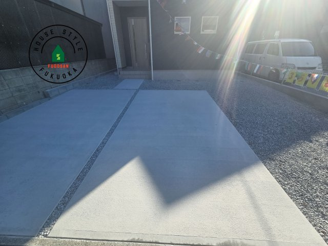 糟屋郡須恵町須恵第20-3棟（1号棟）の駐車場|広々した駐車場になります。3台並列駐車となります。