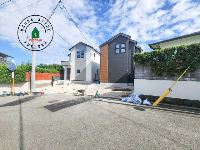 糟屋郡志免町王子3丁目第2-2棟（1号棟）の前面道路含む現地写真|見学の時間などお気軽にお問い合わせ下さい。