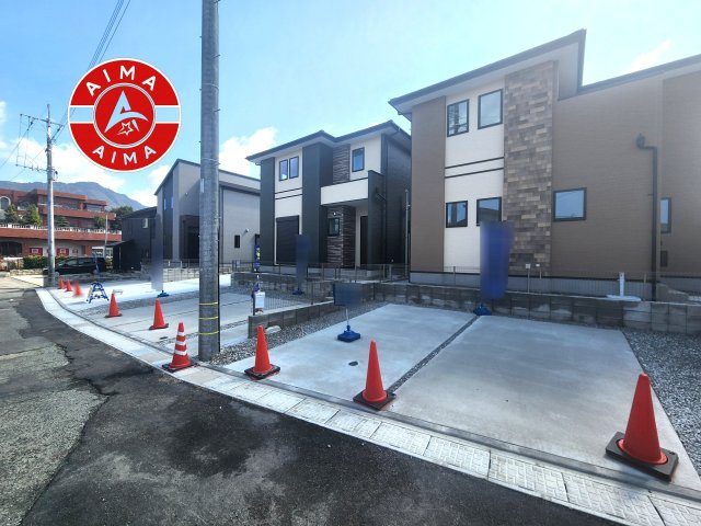 糟屋郡宇美町宇美中央1丁目第3-6棟(1号棟)の前面道路含む現地写真|見学の時間などお気軽にお問い合わせ下さい。