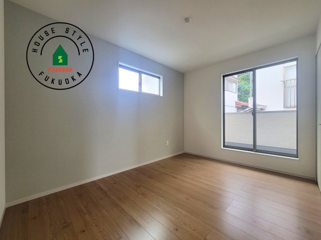 糟屋郡志免町王子4丁目第4-4棟（4号棟）の寝室|主寝室には収納力に優れたクローゼットがありますので、お部屋もすっきり片付きます。