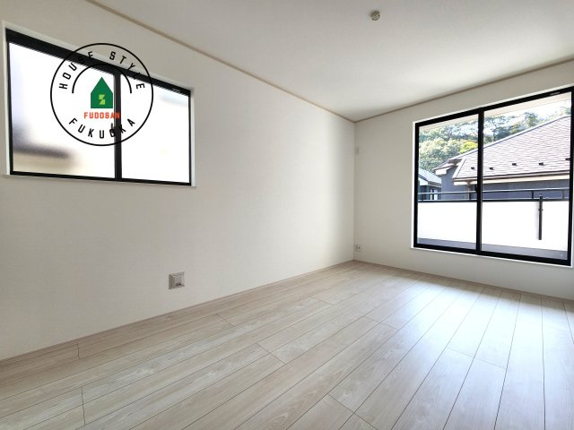 福岡市東区香住ケ丘5丁目第1-6棟（A号棟）の内観：施工例|主寝室には収納力に優れたクローゼットがありますので、お部屋もすっきり片付きます。