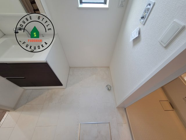 福岡市早良区有田4丁目第1-4棟（B号棟）のランドリースペース|ランドリースペースとなります。広々して有効的にご使用できます。 