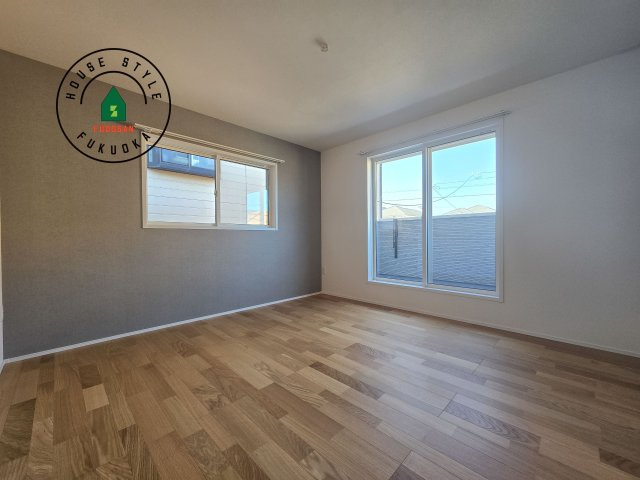 太宰府市五条6丁目第1-1棟（1号棟）の寝室|主寝室には収納力に優れたクローゼットがありますので、お部屋もすっきり片付きます。