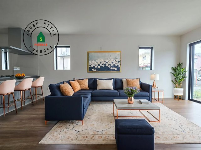 福岡市早良区野芥5丁目第3-3棟（3号棟）　の居間・リビング|キッチンからリビングをしっかり確認できます。家族の笑顔があふれる空間になりそうですね。※家具はCGを合成したものです。