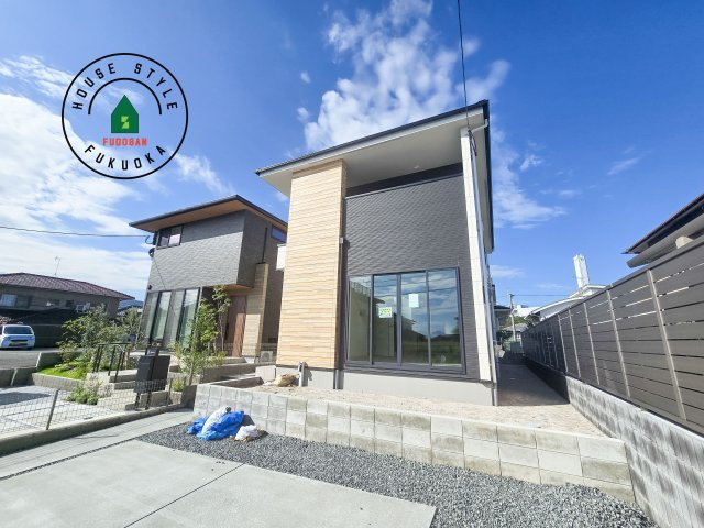 春日市塚原台2丁目第1-1棟（1号棟）　の外観|デザイン性のある外観です。