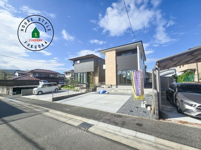 春日市塚原台2丁目第1-1棟（1号棟）　の前面道路含む現地写真|見学の時間などお気軽にお問い合わせ下さい。