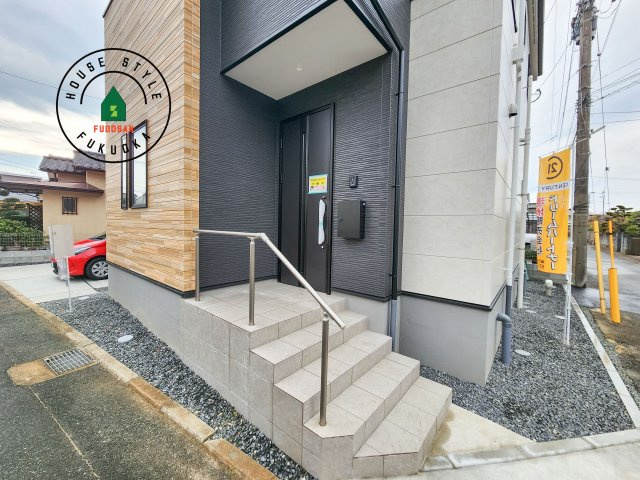 太宰府市都府楼南4丁目第1-1棟（1号棟）　の外観：施工例|おでかけの時も帰った時も、「我が家」を最初に感じでもらえる素敵な空間に。