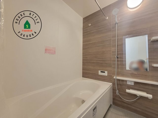福岡市早良区野芥6丁目第6-1棟（1号棟）　の浴室|1日の疲れを癒してくれる広々バスルーム。雨の日のお洗濯にも大活躍な浴室乾燥機付です！