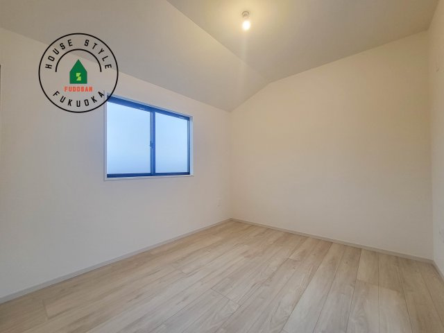 福岡市早良区野芥6丁目第6-1棟（1号棟）　の子供部屋|穏やかな光が差し込む室内には、穏やかな時間が流れます。