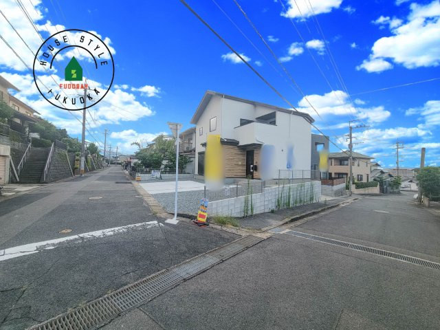 福岡市早良区野芥6丁目第6-1棟（1号棟）　の前面道路含む現地写真|見学の時間などお気軽にお問い合わせ下さい。