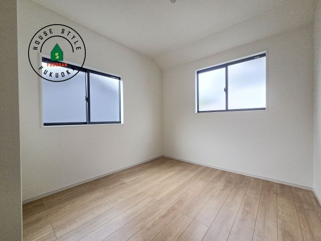 福岡市東区香住ヶ丘5丁目第1-1棟（1号棟）　の子供部屋|穏やかな光が差し込む室内には、穏やかな時間が流れます。