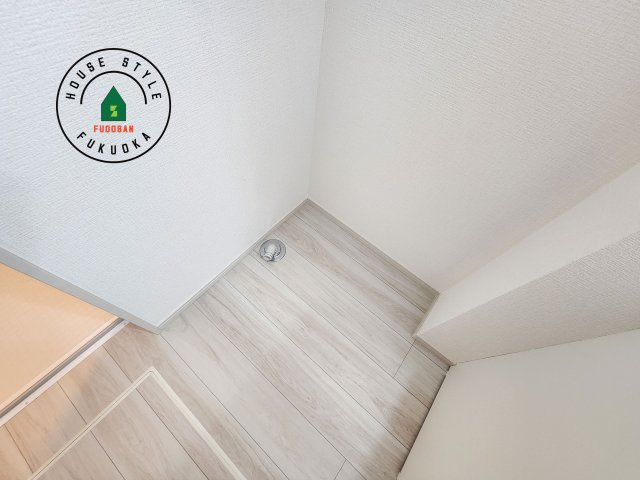 春日市春日原北町5丁目第1-2棟（2号棟）　の内観：施工例|ランドリースペースとなります。広々して有効的にご使用できます。 