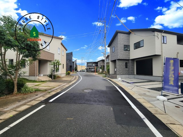 福岡市東区土井2丁目第3-4棟（1号棟）　の前面道路含む現地写真|前面道路です。