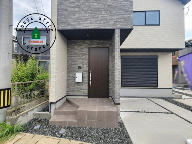 福岡市東区土井2丁目第3-4棟（1号棟）　の玄関|おでかけの時も帰った時も、「我が家」を最初に感じでもらえる素敵な空間に。