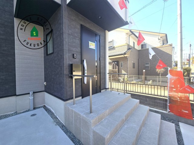 福岡市南区皿山1丁目第6-2棟（1号棟）　の外観：施工例|おでかけの時も帰った時も、「我が家」を最初に感じでもらえる素敵な空間に。