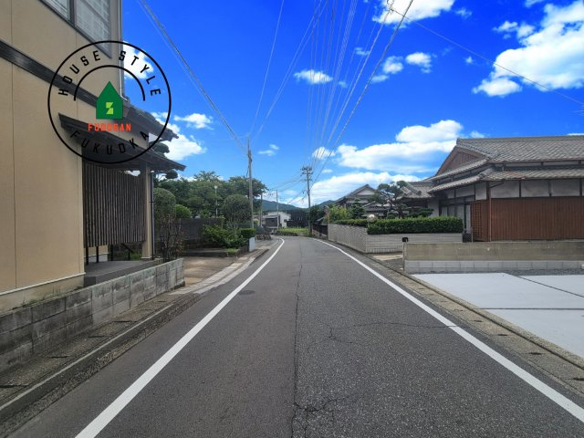 糟屋郡須恵町新原第1-1棟（1号棟）　の前面道路含む現地写真|前面道路です。