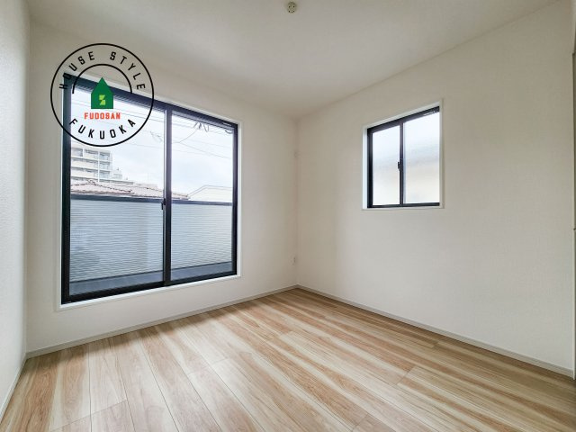 福岡市西区石丸3丁目第5-1棟（1号棟）　の子供部屋|穏やかな光が差し込む室内には、穏やかな時間が流れます。