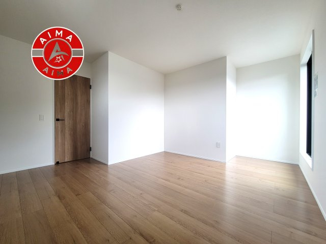 糟屋郡篠栗町中央6丁目第2-3棟（1号棟）の寝室|主寝室には収納力に優れたクローゼットがありますので、お部屋もすっきり片付きます。