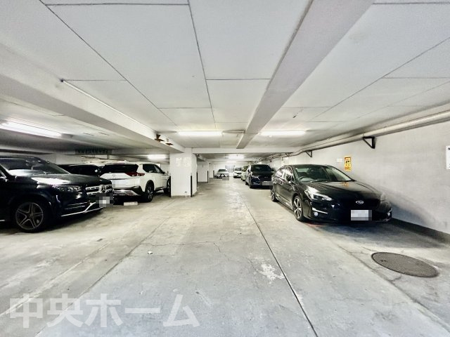 ユテライズ根岸の駐車場|【敷地内駐車場】最新の空き状況や費用などの詳細は担当スタッフまでお問い合わせください。