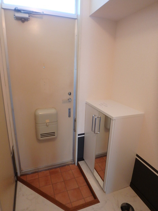 コーポエルムの玄関|玄関