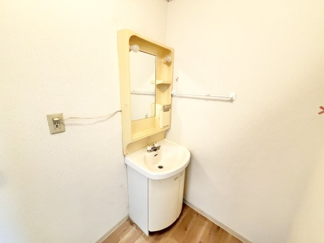 タウニー四和の洗面所|※別部屋参考写真