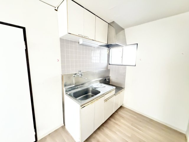 タウニー四和のキッチン|※別部屋参考写真