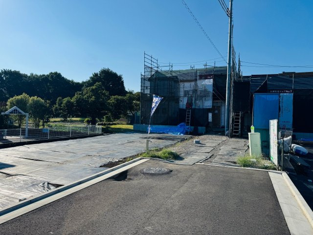 八王子市　大谷町　建築条件無し売地の前面道路含む現地写真|～西側4.5ｍ道路に面しています～