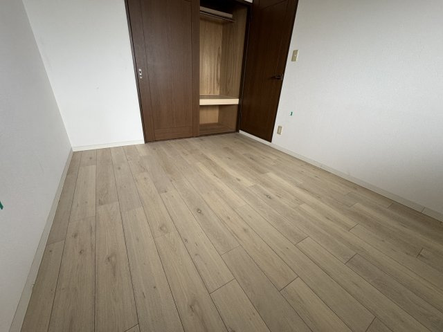 ドルチェ富貴ノ台N棟の洋室