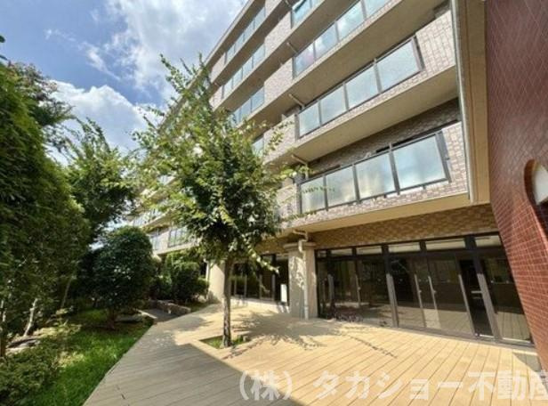 【外観】 | ライオンズガーデン薬園台 | 外観は落ち着いています