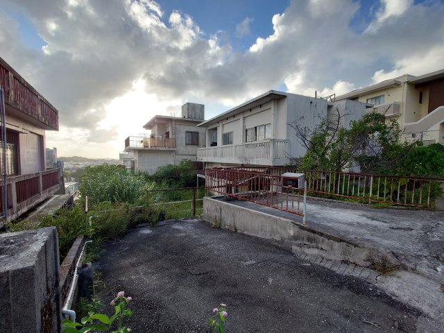 【売地】那覇市首里崎山町１１１坪の外観