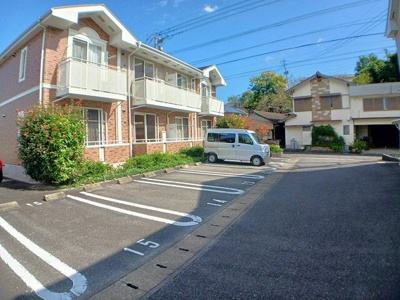 【駐車場】 | メゾン・ド・オーブＣ