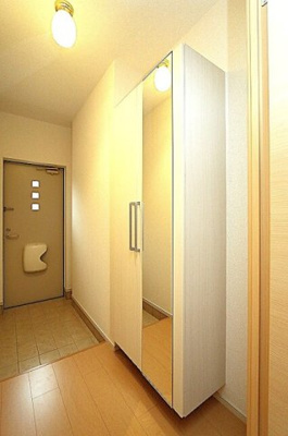 【玄関】 | ローレルハウス