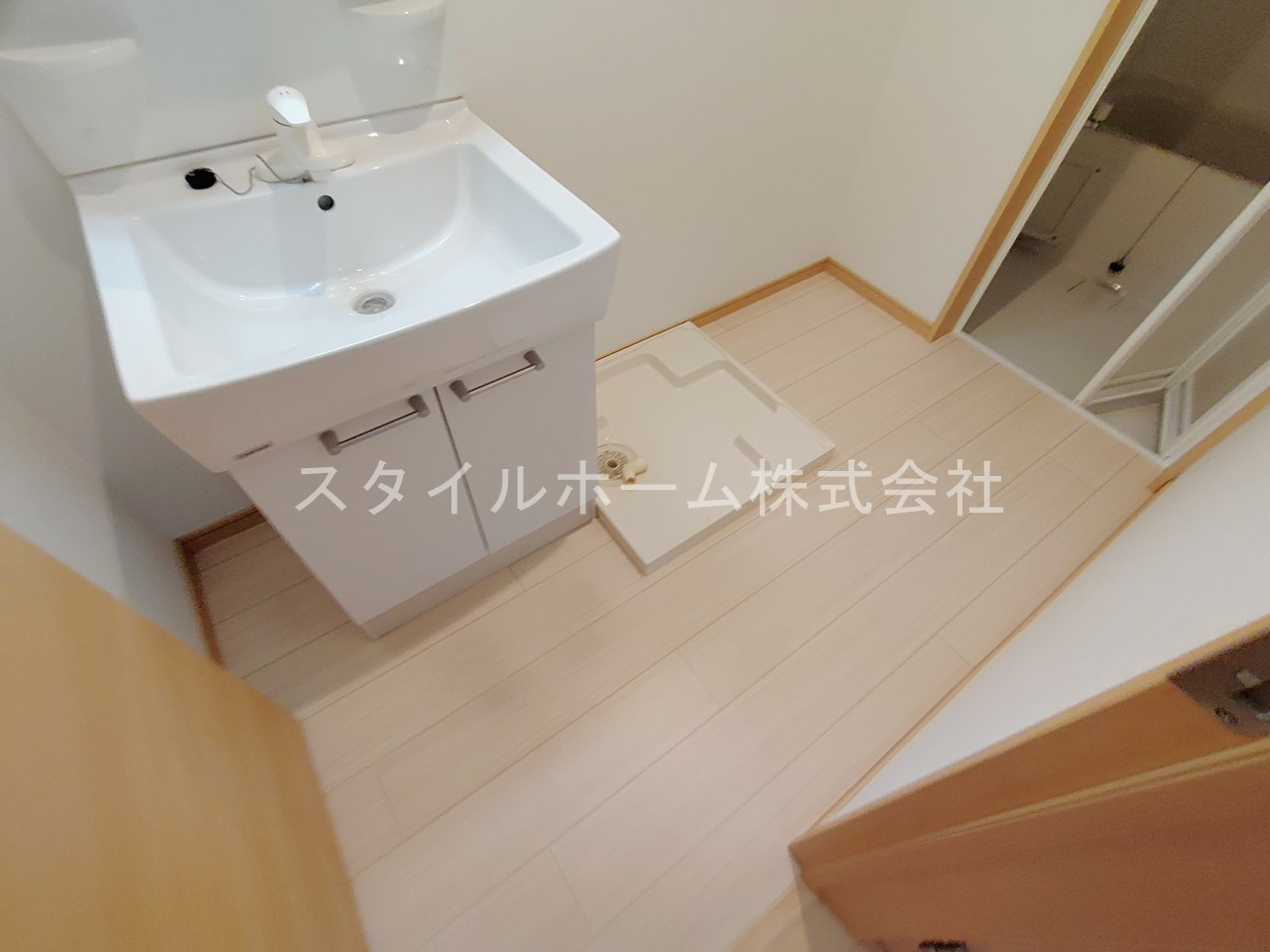 豊橋市大橋通３丁目のアパートの洗面所