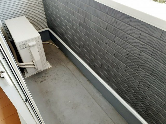 アンジュ　ルミエールのバルコニー