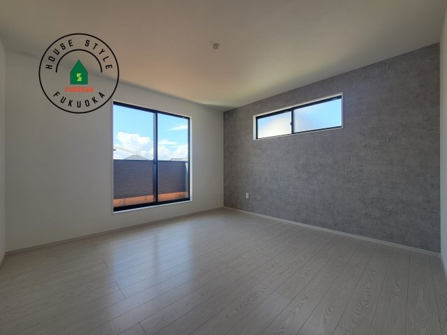 糟屋郡須恵町須恵第20-3棟（3号棟）の寝室|主寝室には収納力に優れたクローゼットがありますので、お部屋もすっきり片付きます。