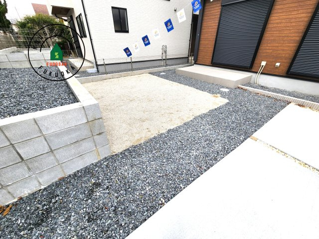 大野城市つつじヶ丘3丁目第1-2棟（1号棟）の庭|お庭で自由な時間を過ごせます。