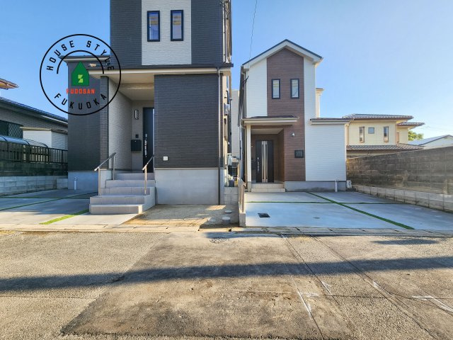 福岡市早良区飯倉2丁目第1-2棟（A号棟）の前面道路含む現地写真|見学の時間などお気軽にお問い合わせ下さい。