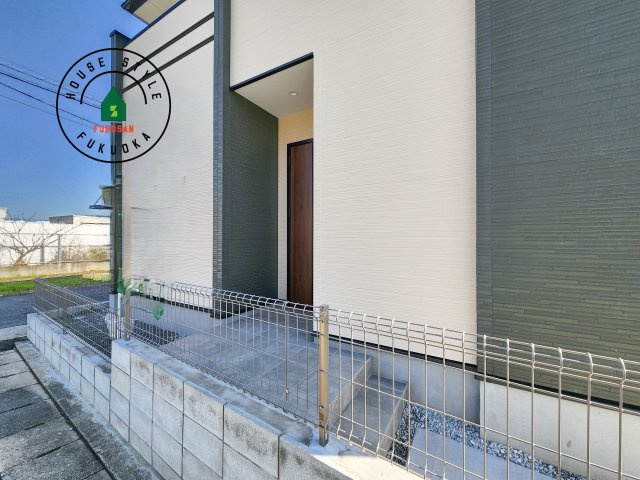 糟屋郡須恵町大字旅石第25-1棟(１号棟)の外観：施工例|おでかけの時も帰った時も、「我が家」を最初に感じでもらえる素敵な空間に。