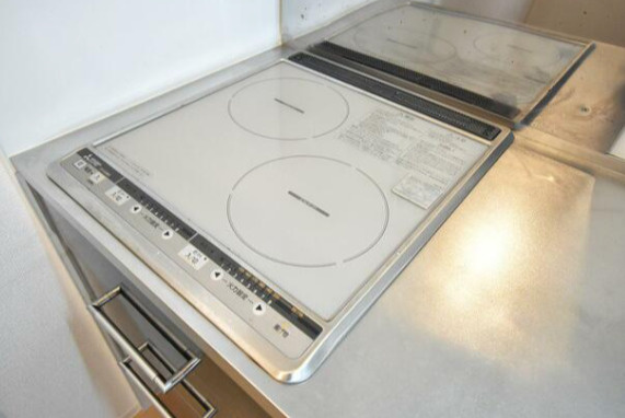 SERENiTE福島sceltoのキッチン